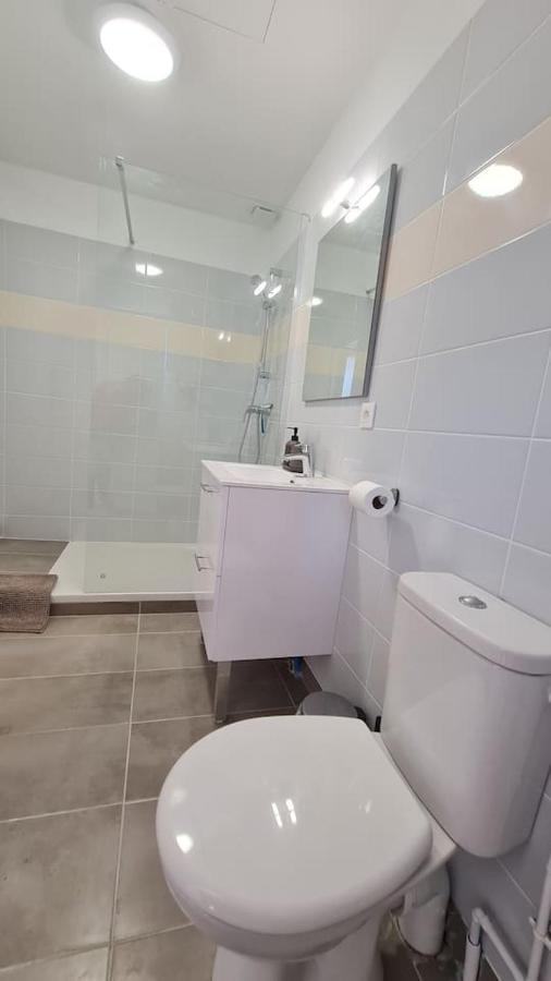 En Haut De La Tour, Libourne Hypercentre, Netflix, Clim Appartement Buitenkant foto