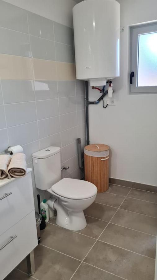 En Haut De La Tour, Libourne Hypercentre, Netflix, Clim Appartement Buitenkant foto